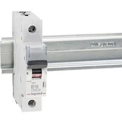 LEGRAND 403360 TX3 LS B32 A 6 KA 1 M