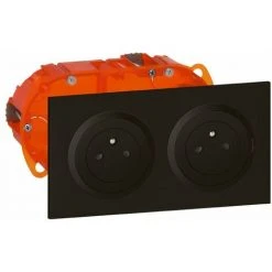 Kit Double Prise 2P+T Affleurante Dooxie 16A Précâblées - Noir - Legrand