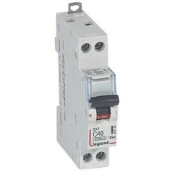 LEGRAND Disjoncteur DX6000 10kA Arrivée Haute Et Départ Bas à Vis U+N 230V~ 40A Courbe C 1 Module (407704)