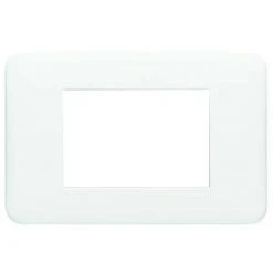 Plaque Legrand Cross Série 3 Places Blanc 680543