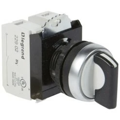 LEGRAND Bouton Tournant Non Lumineux à Manette IP69 Osmoz Complet 3 Positions Rappel Centre (023732)