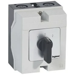 LEGRAND Commutateur à Cames Inverseur Avec Position Arrêt 45° PR12 3P 6 Contacts Boîtier 96x120mm (027727)