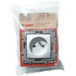 Legrand Argent Niloe 96675 Prise De Courant Avec Terre