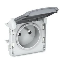 LEGRAND Prise 2P+T Plexo Composable - 16 A - 250 V