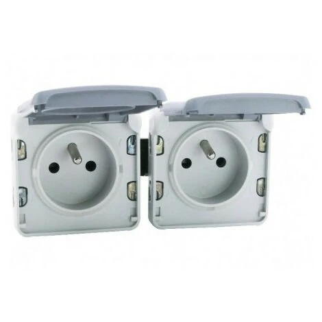 LEGRAND Double prise de courant avec terre précâblée + volet IP 55 Plexo - hori. - Gris LEGRAND Double Prise De Courant Avec Terre Précâblée + Volet IP 55 Plexo - Hori. - Gris -LEGRAND Soldes 32168911 1