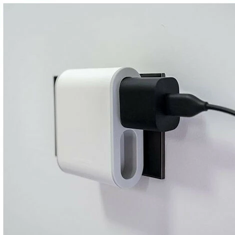 LEGRAND Fiche multiprise 4 prises de courant 2P 6A 230V avec sorties latérales blanc (049400-050650) LEGRAND Fiche Multiprise 4 Prises De Courant 2P 6A 230V Avec Sorties Latérales Blanc (049400-050650) -LEGRAND Soldes 35815085 3