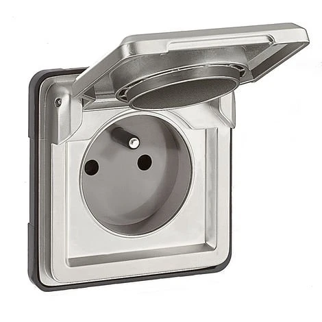 LEGRAND Prise de courant 2P+T à puits français avec volet 16A 250V Soliroc IK10 LEGRAND Prise De Courant 2P+T à Puits Français Avec Volet 16A 250V Soliroc IK10 -LEGRAND Soldes 7833671 1