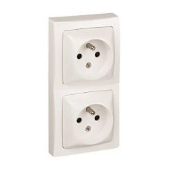 LEGRAND Double Prise De Courant Avec Terre Appareillage Saillie - Horizontal - Blanc