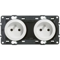 LEGRAND Double Prise De Courant Avec Terre Précâblée Céliane Surface - Blanc